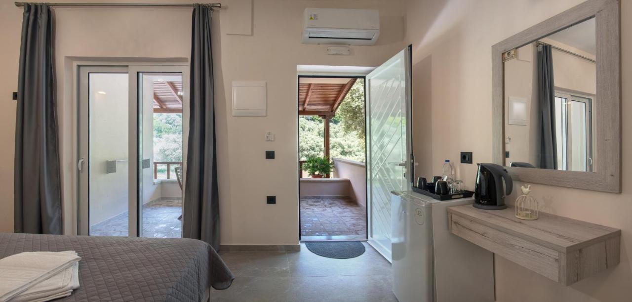 Antartisa B&B Limni  Kültér fotó