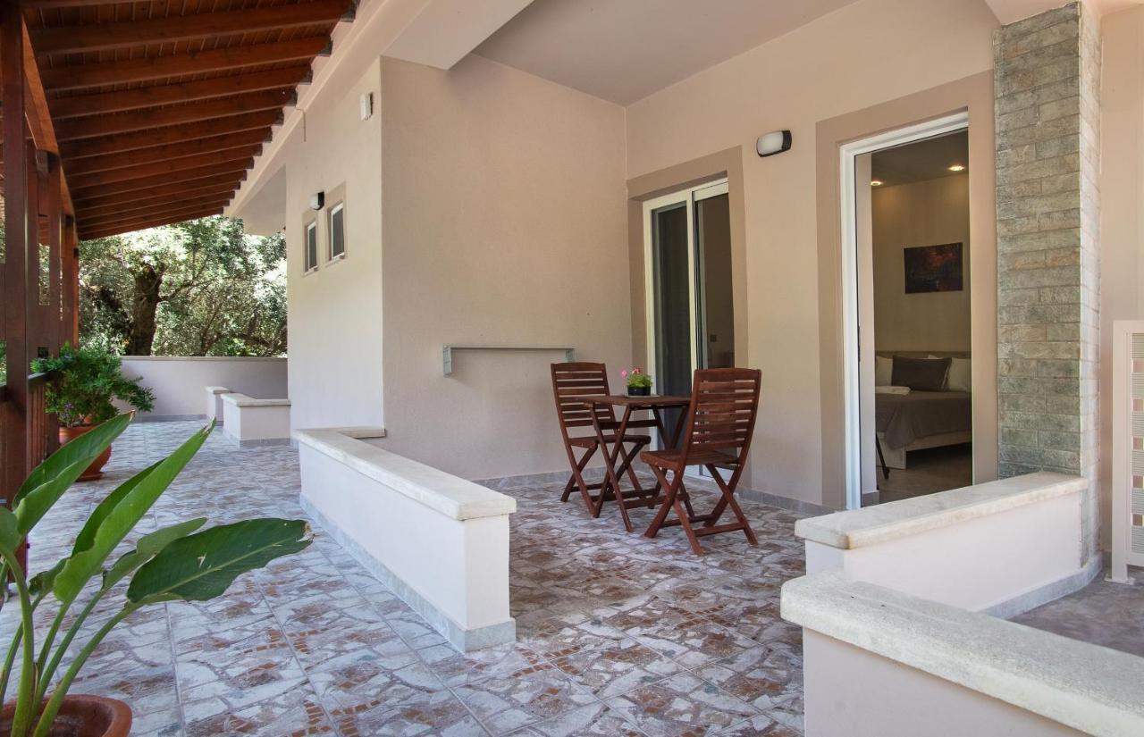 Antartisa B&B Limni  Kültér fotó