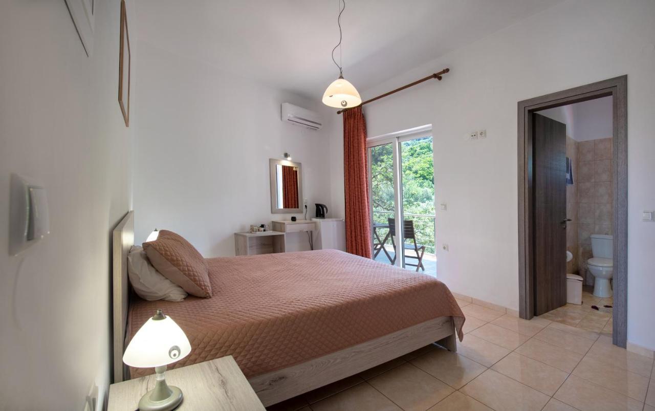 Antartisa B&B Limni  Kültér fotó