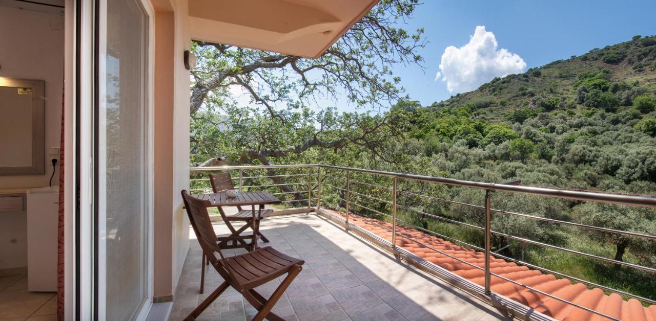 Antartisa B&B Limni  Kültér fotó